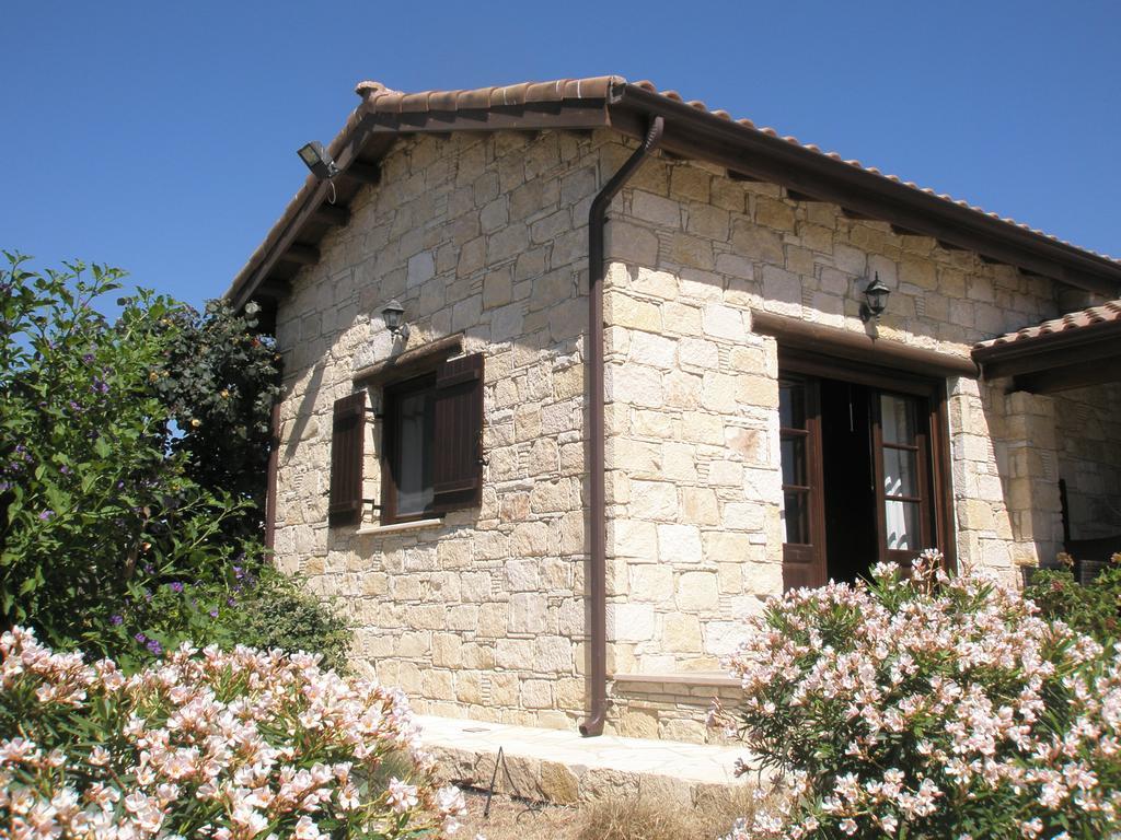 Paradise Traditional House Maroni Exteriér fotografie